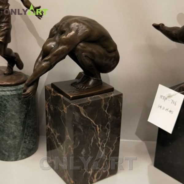 Handmade Nude Male Bronze Diver Statue OAST-39